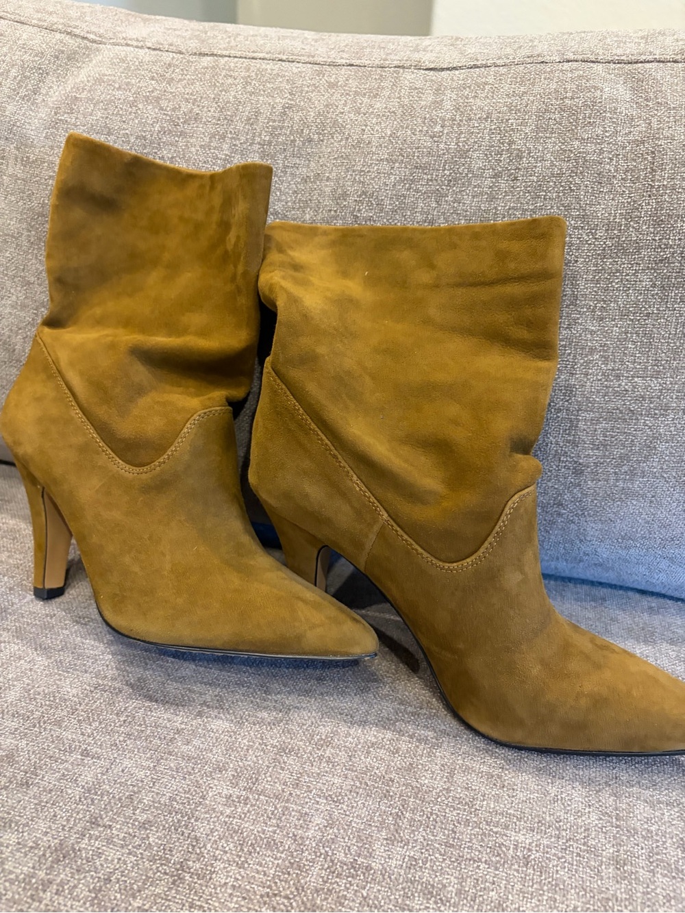 Vince Camuto Bristol Brown Suede Boots 7.5 - Picture 2 of 10